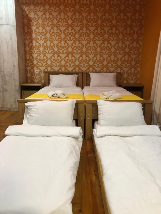 Borjomi Yellow Hotel Екстериор снимка