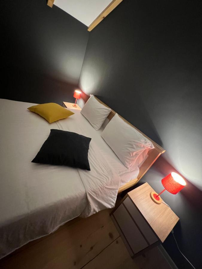Borjomi Yellow Hotel Екстериор снимка